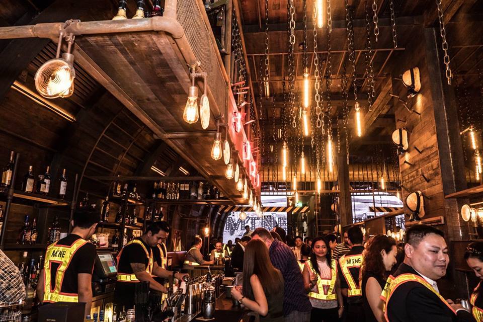 Mine Bars and pubs in Lan Kwai Fong, Hong Kong