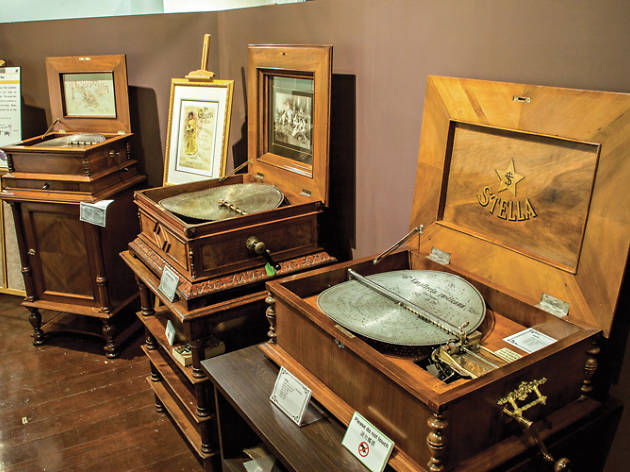 musical box museum