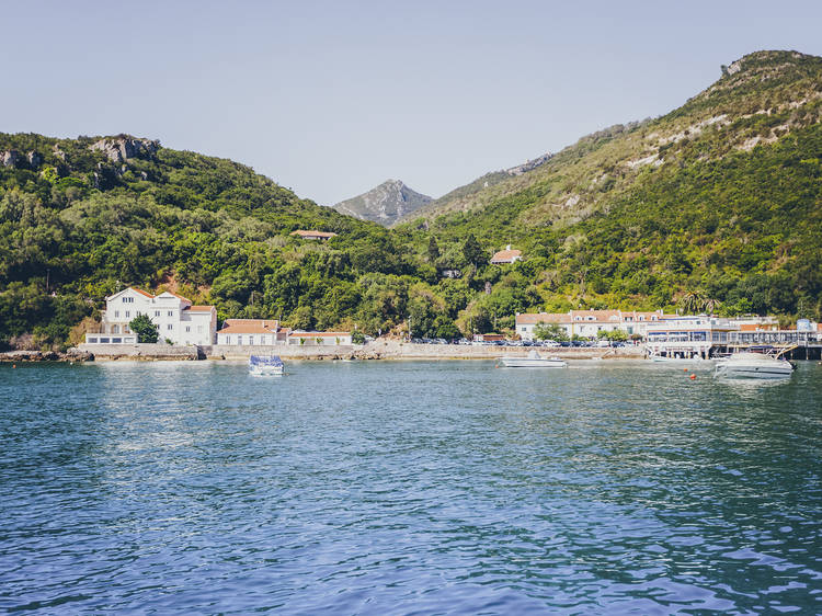 Portinho da Arrábida - 45 km