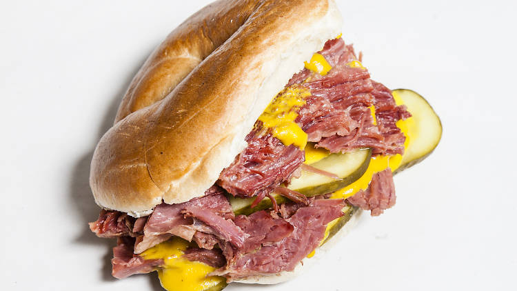 Hot salt beef at Beigel Shop