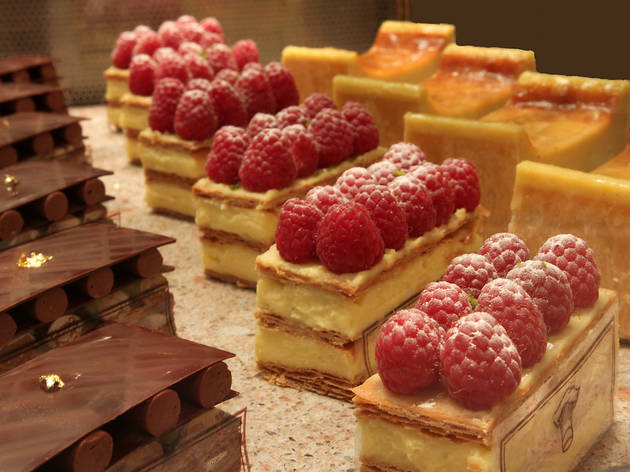 the-best-patisseries-in-paris-for-yummy-sweet-treats