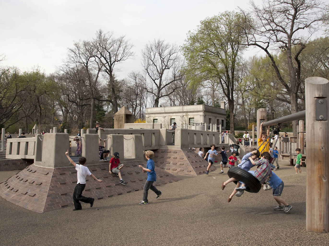 50 Best Playgrounds in NYC for Epic, KidCentric Playtime