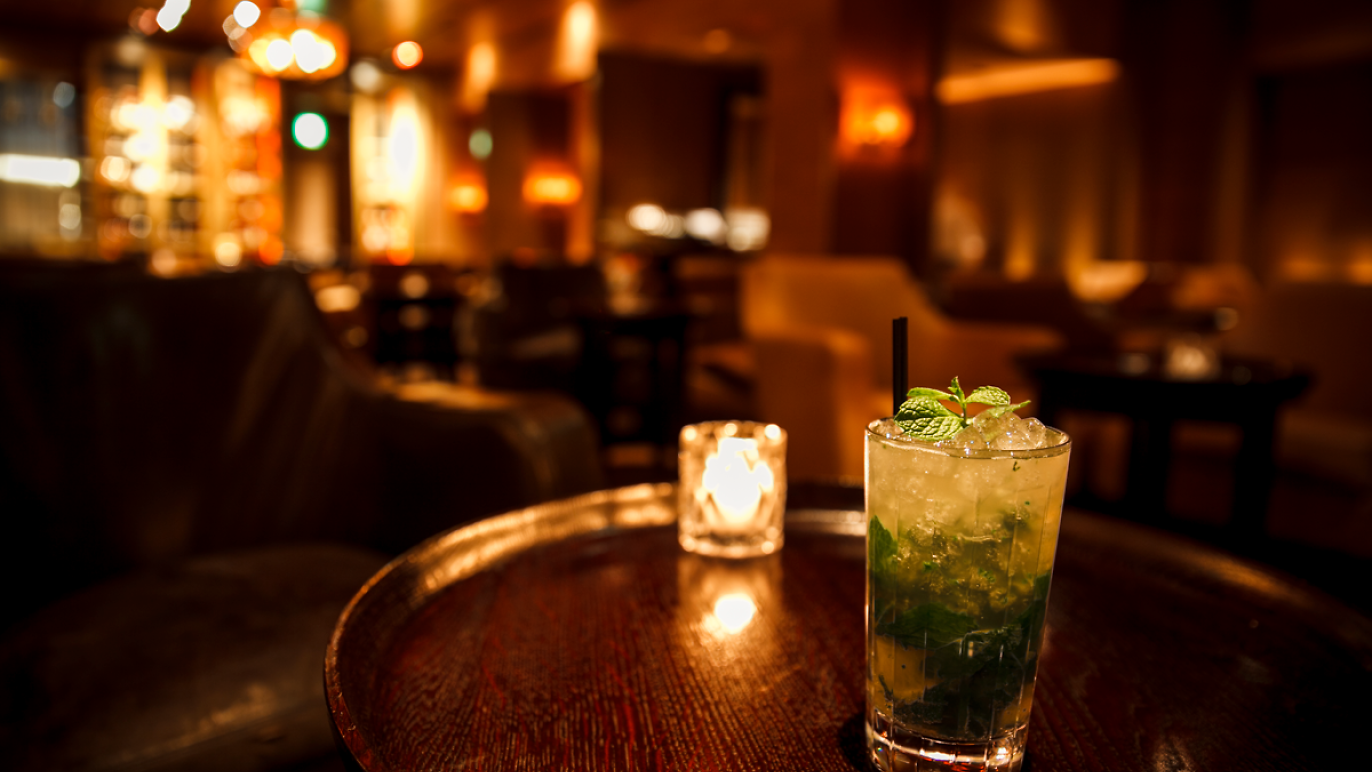 Maduro Bars and pubs in Roppongi, Tokyo