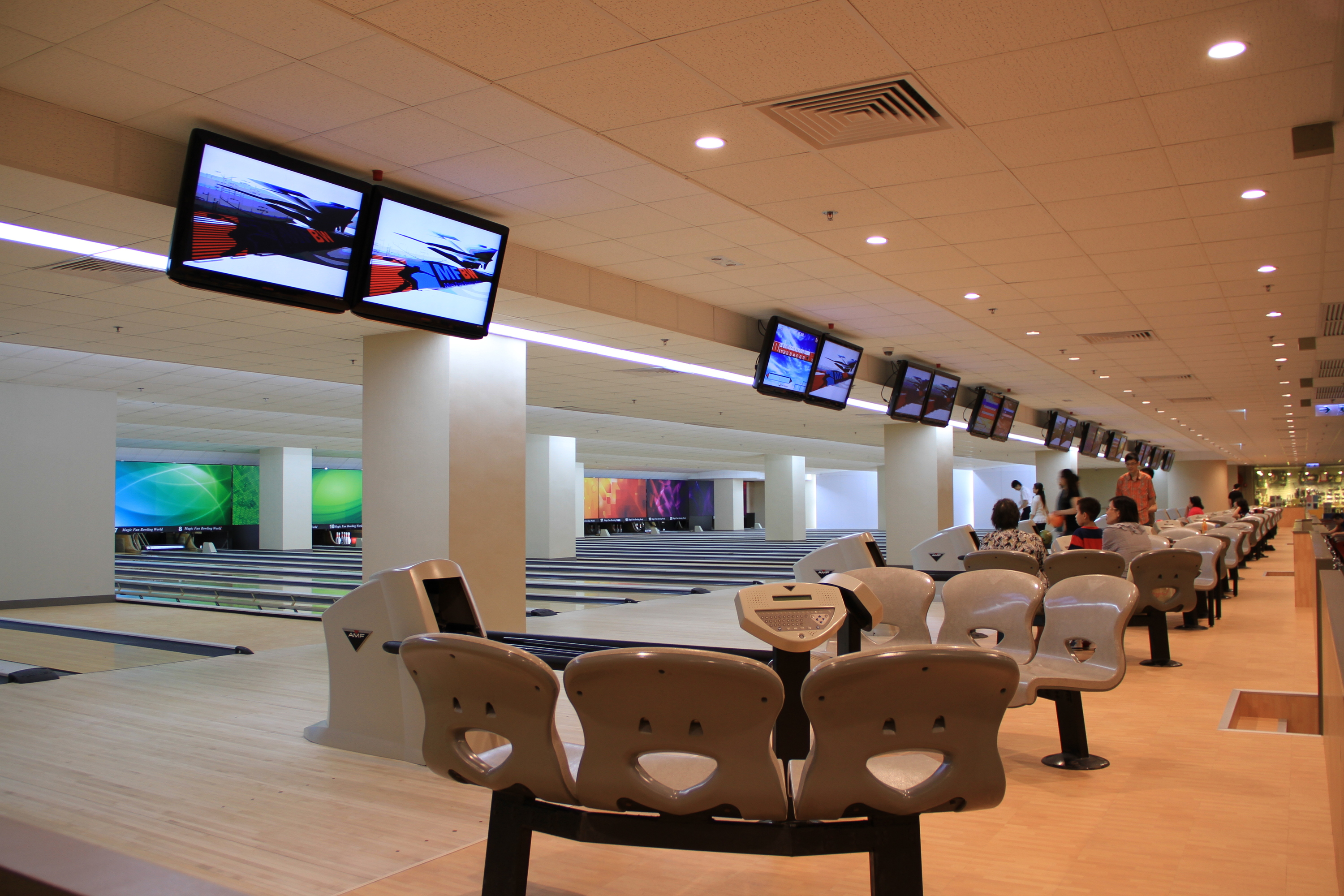 Best Hong Kong bowling alleys