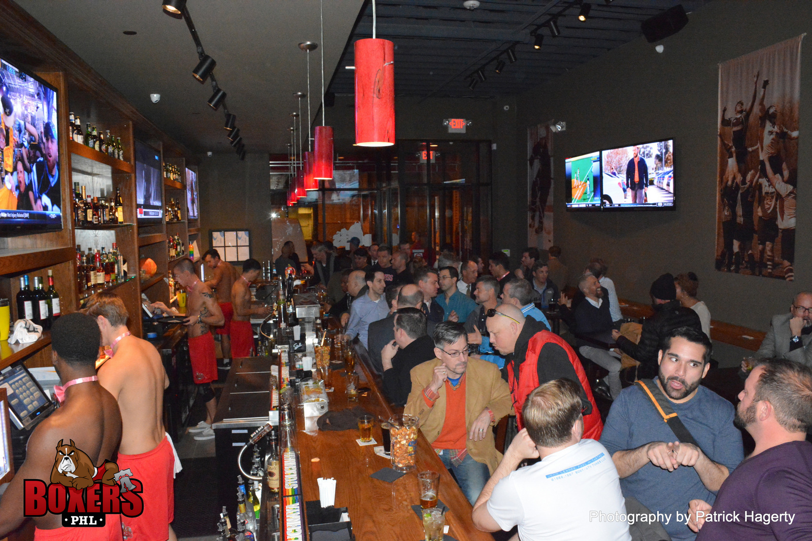 gay bars philadelphia center city