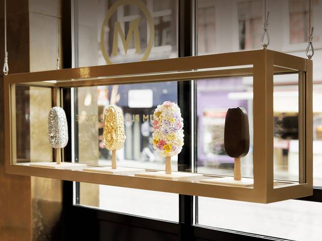 Magnum x Moschino Pleasure Store Magnum x Moschino Pleasure Store