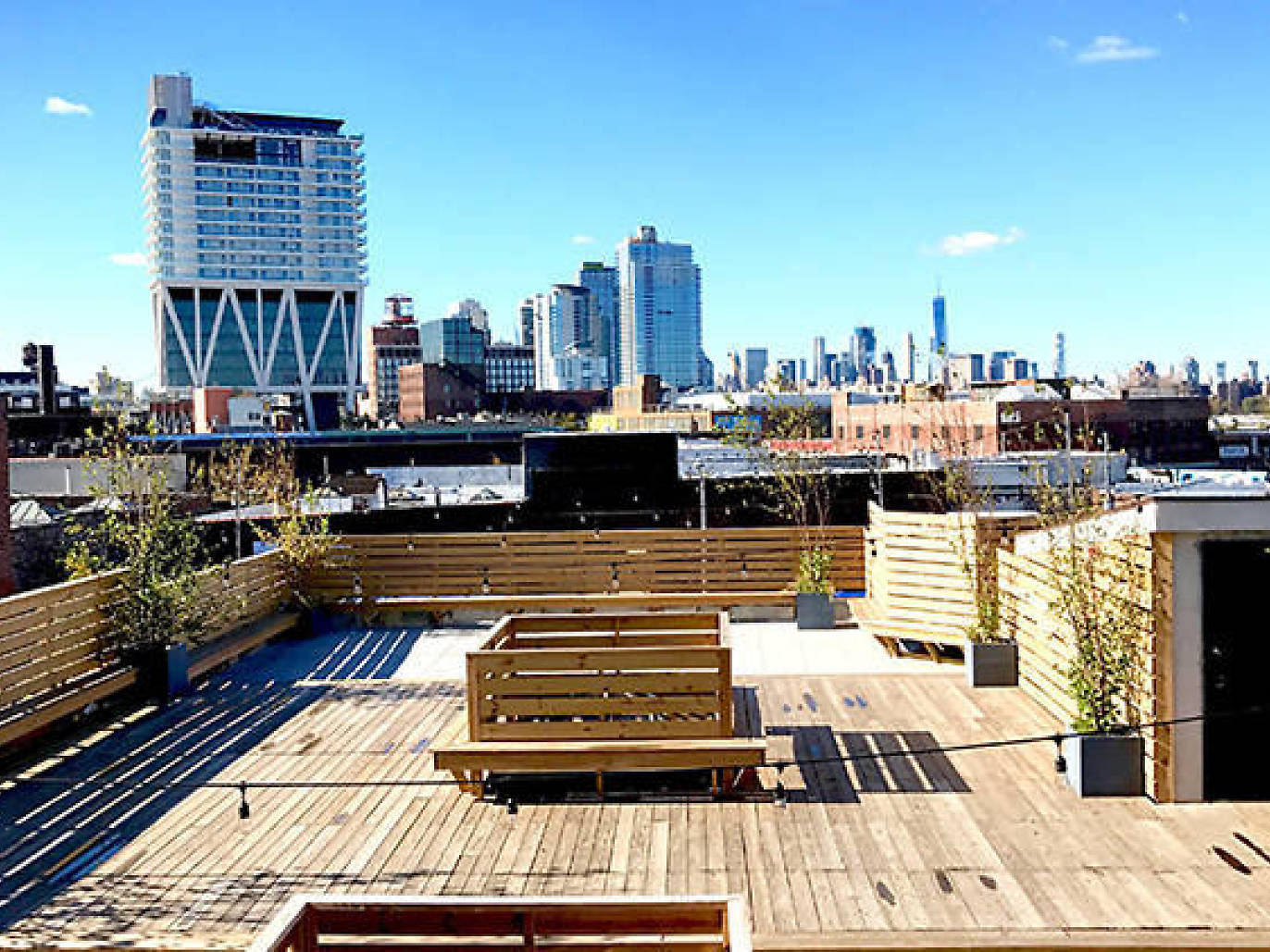 Best rooftop parties NYC has to offer with DJs and dancing