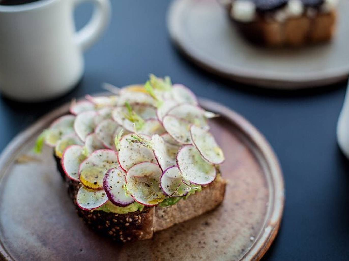 22 Best Breakfast Spots In Los Angeles