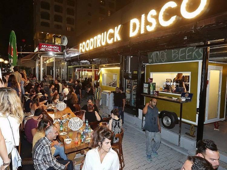 Pop-up promenade: Food Truck Disco