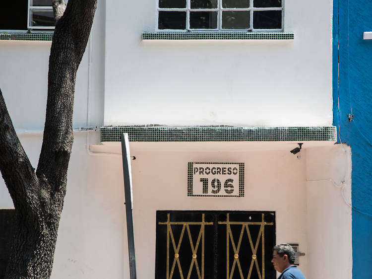 En las vías del Progreso: una caminata por la Escandón