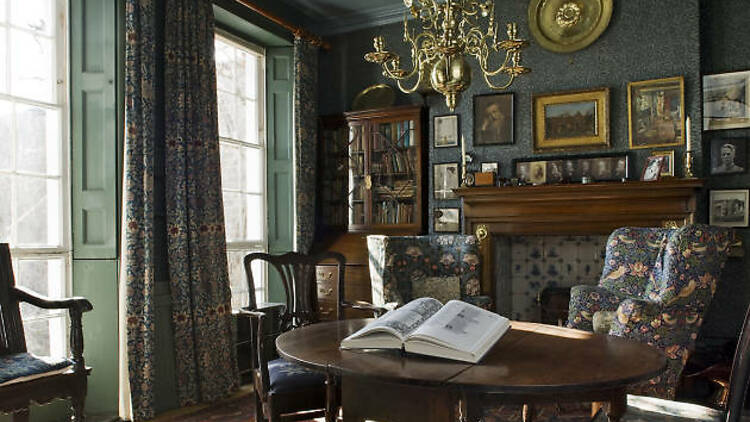 The early twentieth century in a Hammersmith house with an original arts and crafts interior