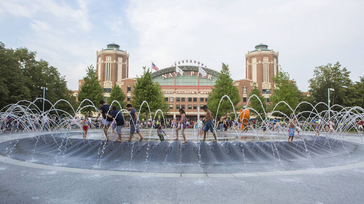 navy pier fountain