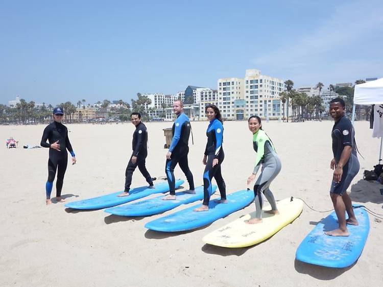 Surfing classes online