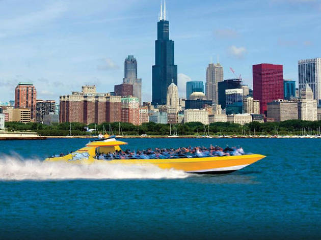 chicago boat tour parking