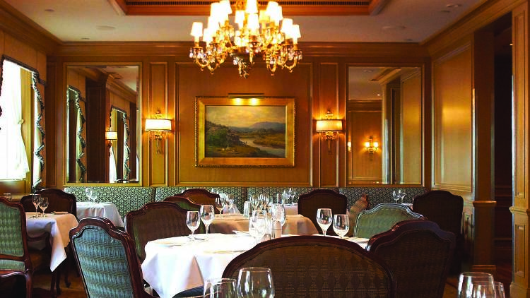 The Dining Room at Sir Stamford