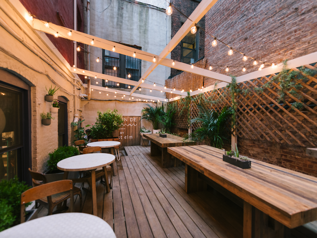 19 Best Outdoor Brunch in NYC You Can't Miss This Season