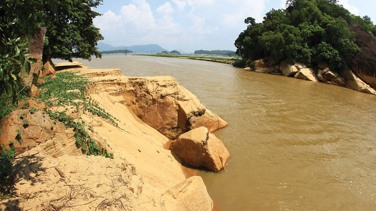 Gal Oya National river