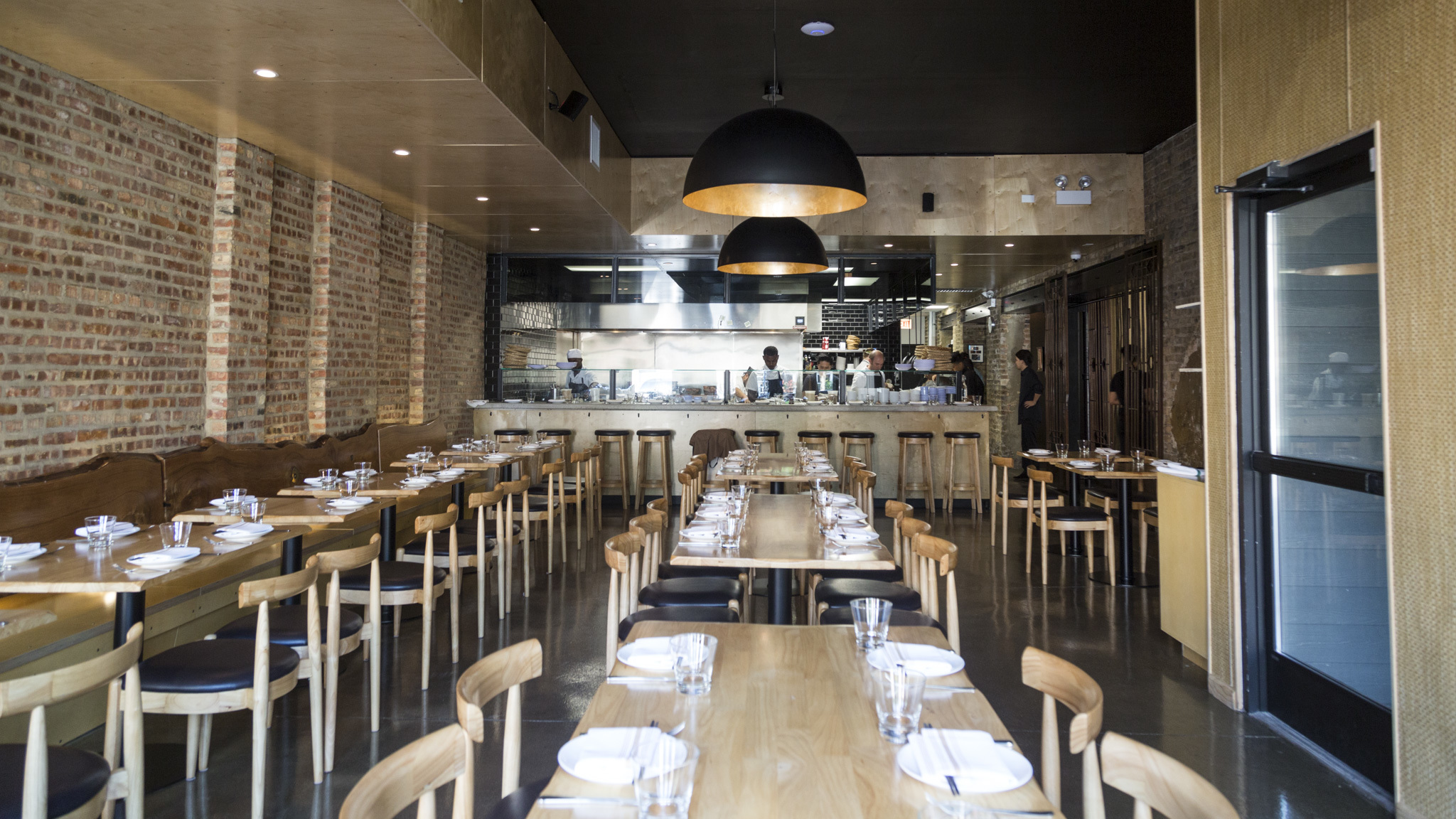Restaurant owners react to Chicago's indoor dining ban