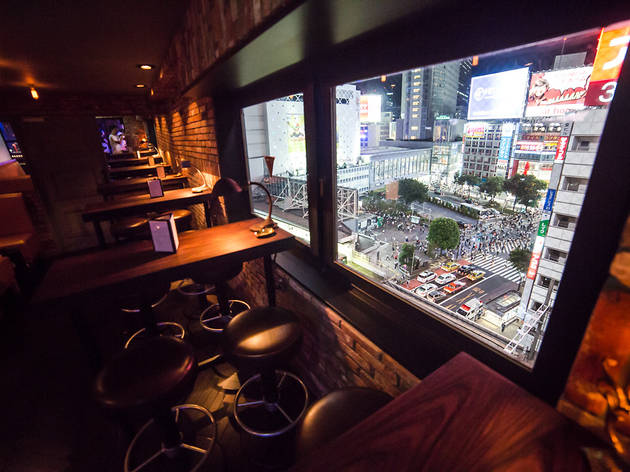 Dj Bar Bridge Bars And Pubs In Shibuya Tokyo