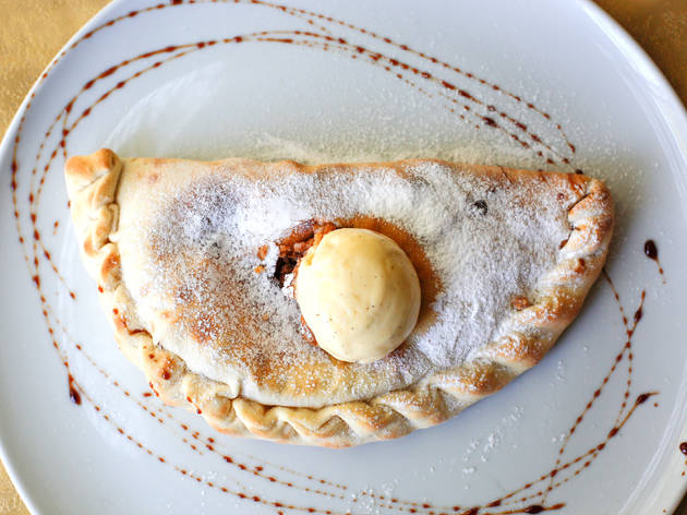 Mamma Mia - Calzone de ricota e maçã Mamma Mia - Calzone de ricota e maçã
