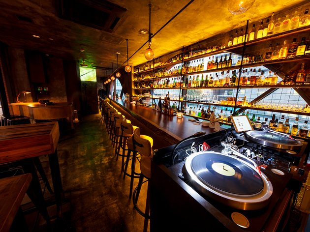 The best DJ bars in Shibuya The best DJ bars in Shibuya