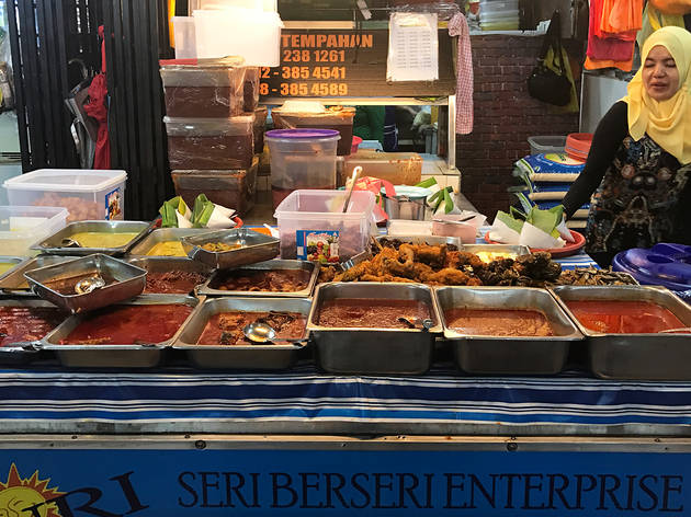 Suri Nasi Lemak Panas 223 Suri Nasi Lemak Panas 223