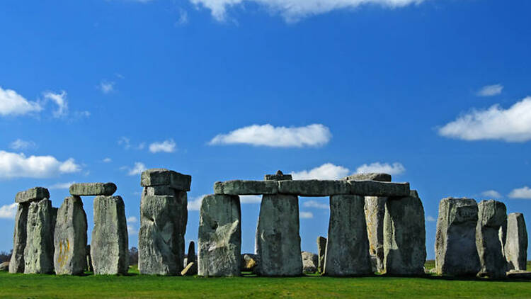 Day trip to Stonehenge from Central London in a private vehicle