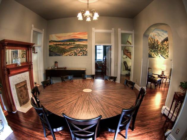 The Queen Anne Urban Bed & Breakfast The Queen Anne Urban Bed & Breakfast