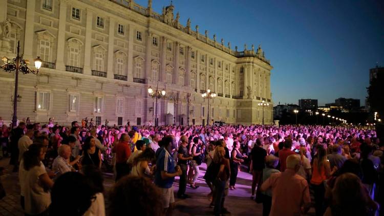 Bailar en la calle