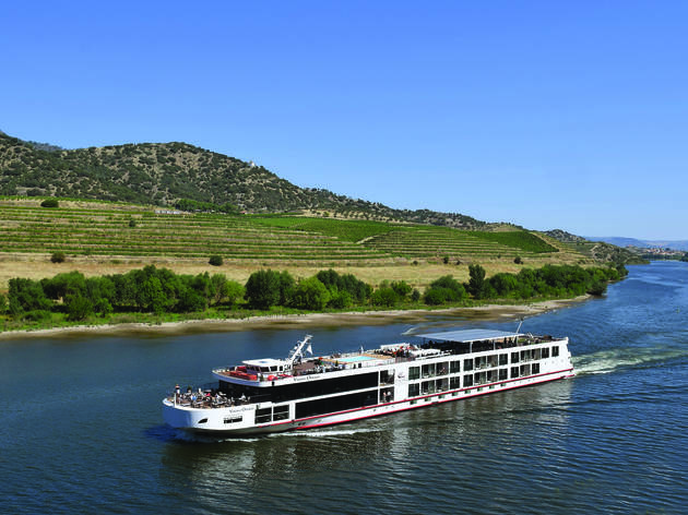 douro azul, floating hotel douro azul, floating hotel