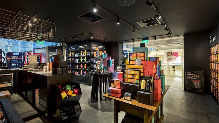 T2 Tea ION Orchard retail store