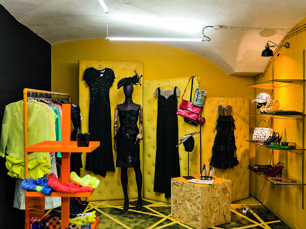 Pop Closet Pop Closet