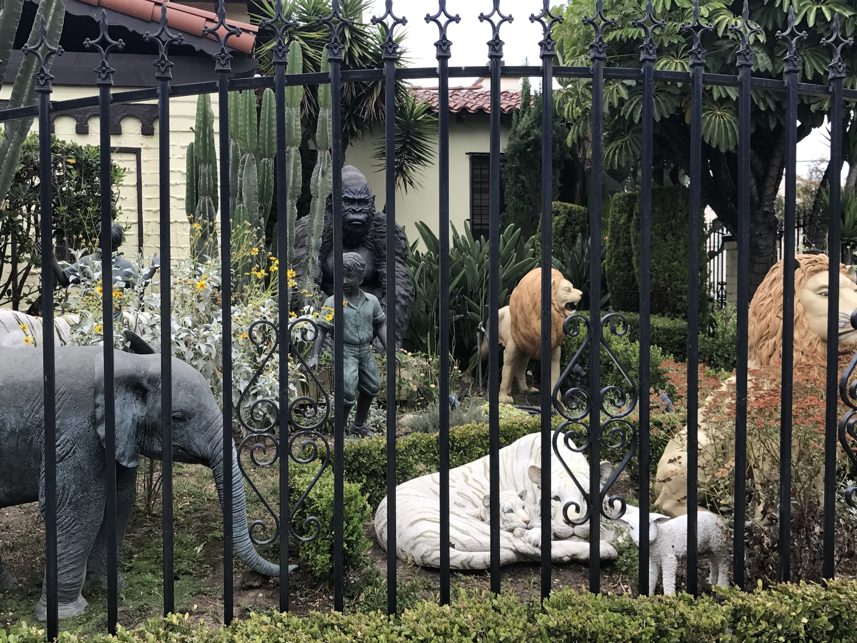 You can see lions, tigers and giraffes at the Beverly Hills zoo house You can see lions, tigers and giraffes at the Beverly Hills zoo house