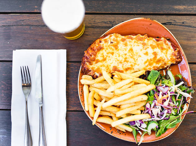 DO NOT REUSE Duke of Wellington Dixon parma competition A parma and a pot of beer at the Duke of Wellington pub in Melbourne