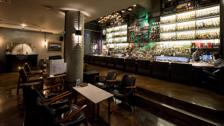 PAVOX Bar, the classy whisky spot in Haeundae