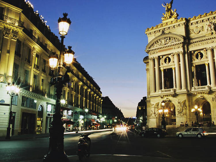 ‘Paris by night’ illuminations tour and Paris Moulin Rouge show