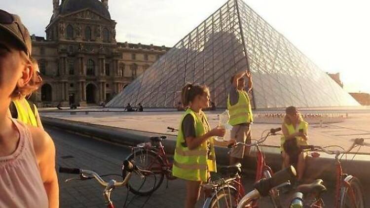 Paris night bike tour