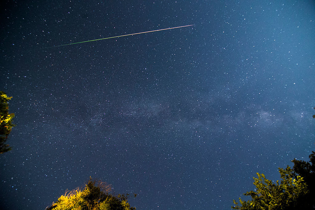There's a meteor shower happening this weekend