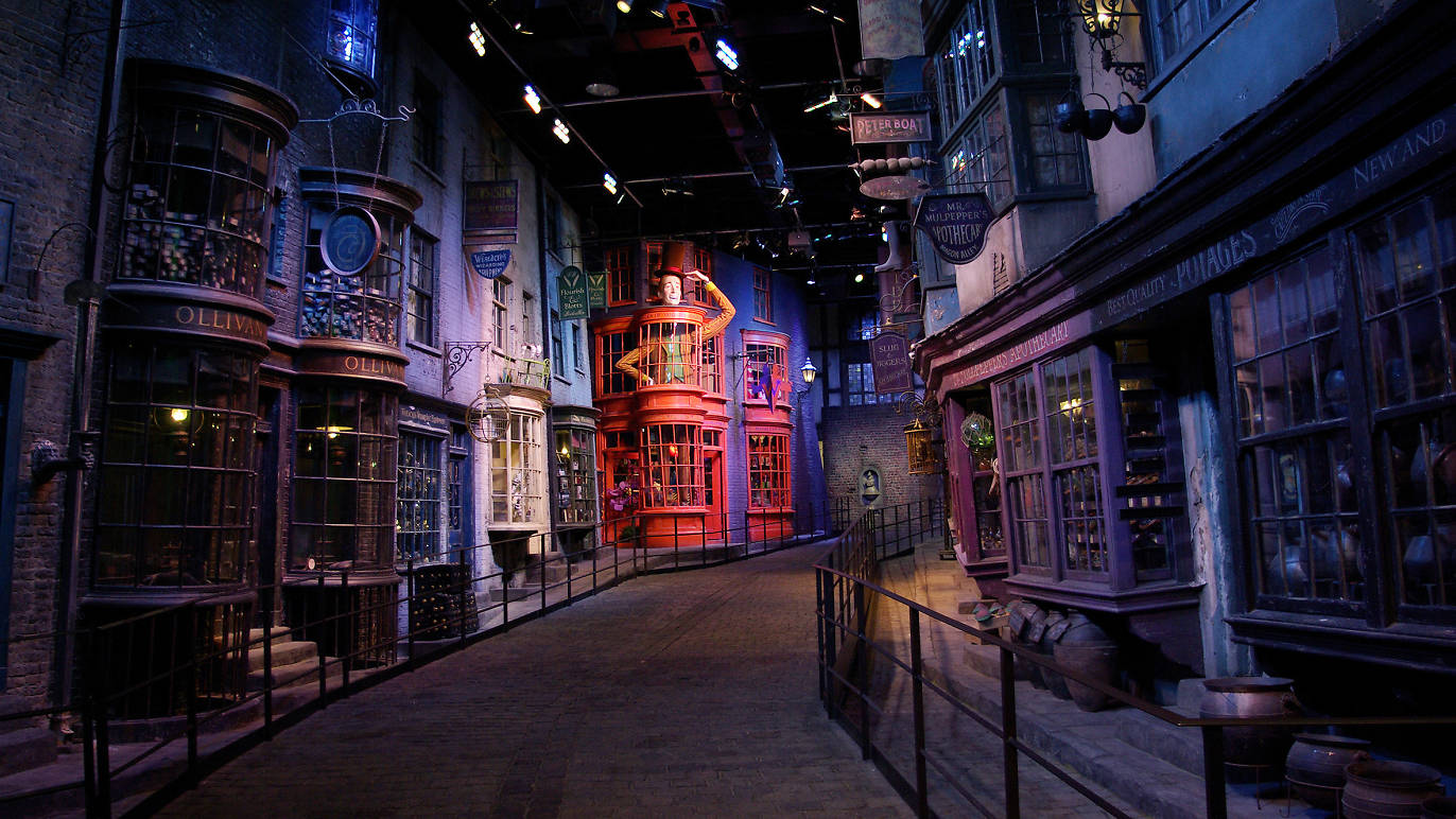 Harry Potter Tours, Shows and Experiences in London - Magical ...