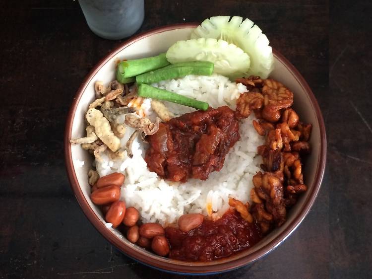 Nasi lemak at Sala