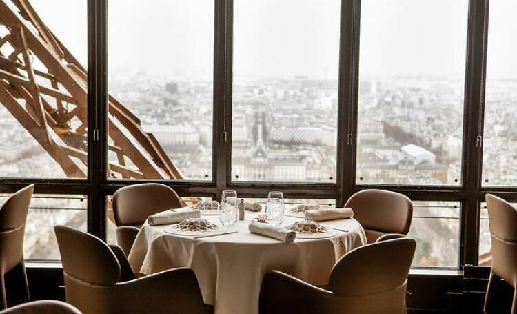 Eiffel Tower Michelin experience at Le Jules Verne