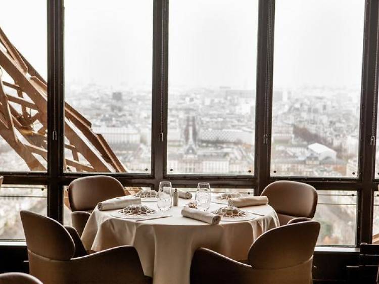 Eiffel Tower Michelin experience at Le Jules Verne