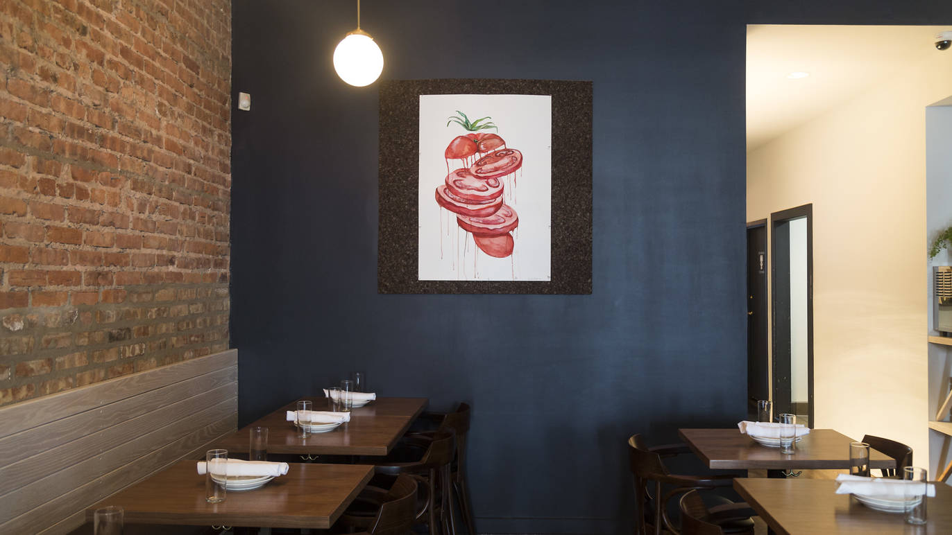 Daisies Restaurants in Logan Square, Chicago