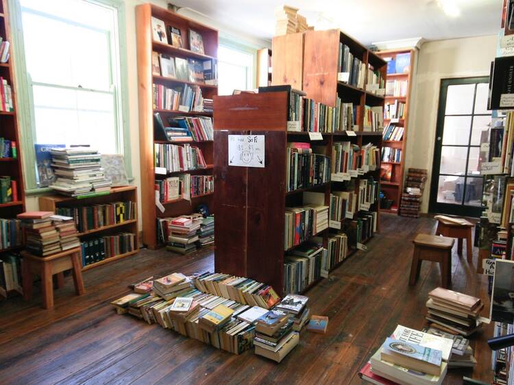 Sappho Books Cafe & Wine Bar Sappho Books Cafe & Wine Bar