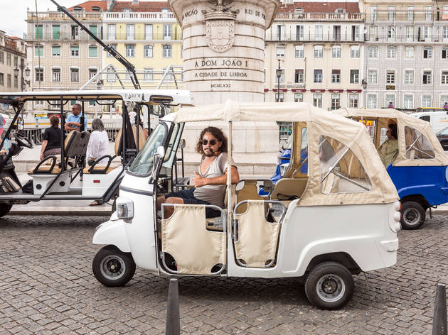Tiago Salazar - Tuk Tuk Tiago Salazar - Tuk Tuk