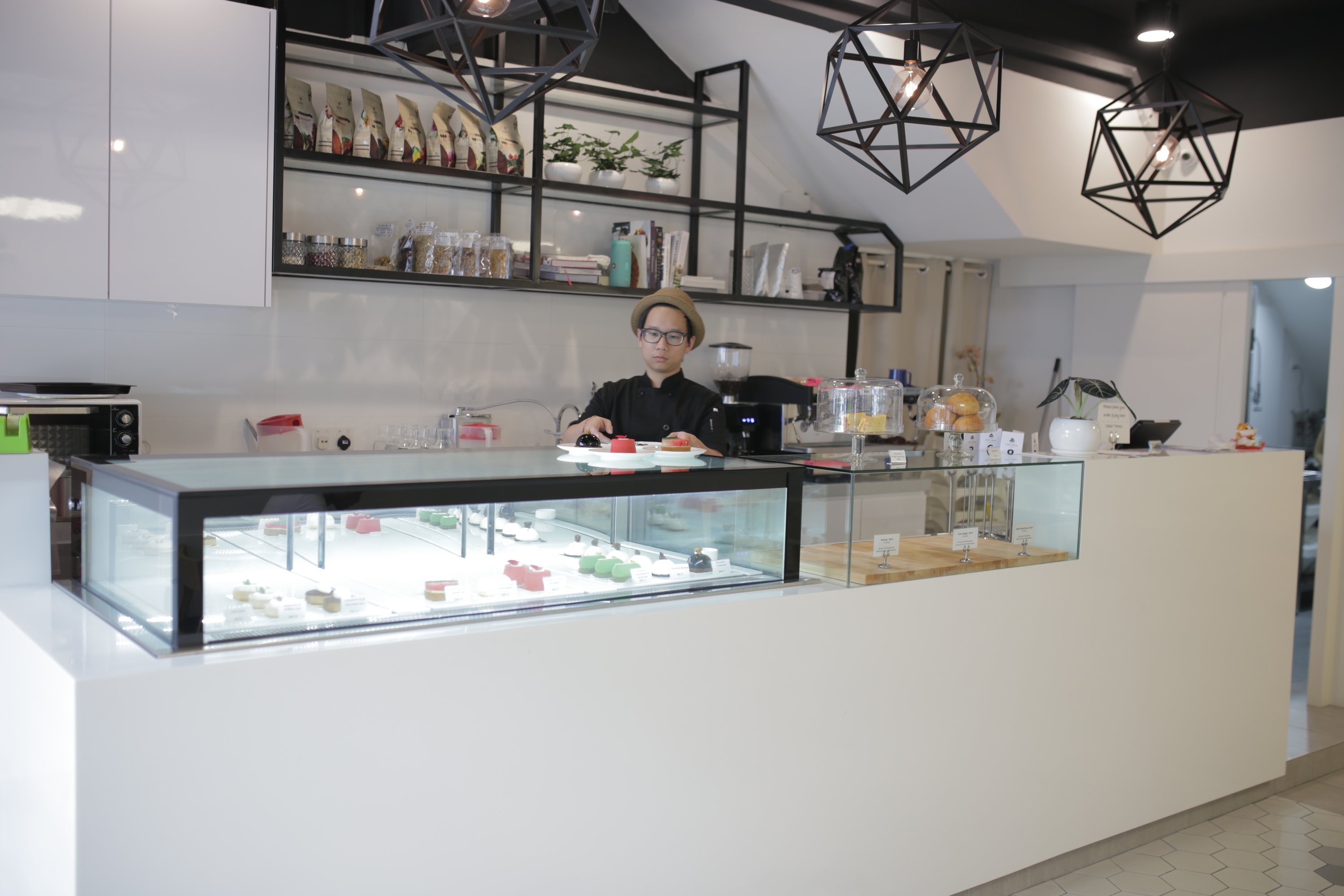 MadHatter Desserts Restaurants in Damansara, Kuala Lumpur