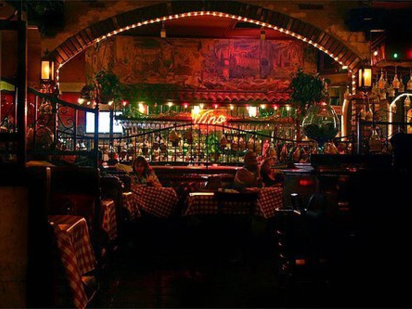 the-best-restaurants-in-los-angeles-with-live-music