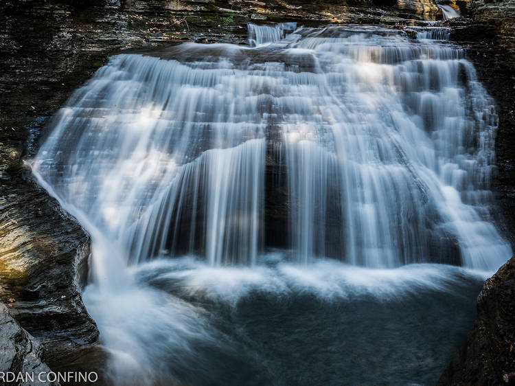 Waterfall-viewing