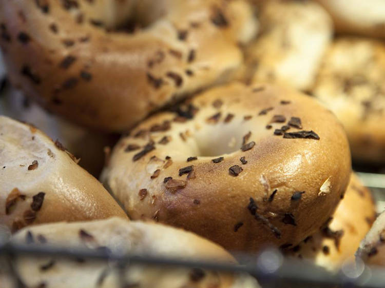 Tal Bagels