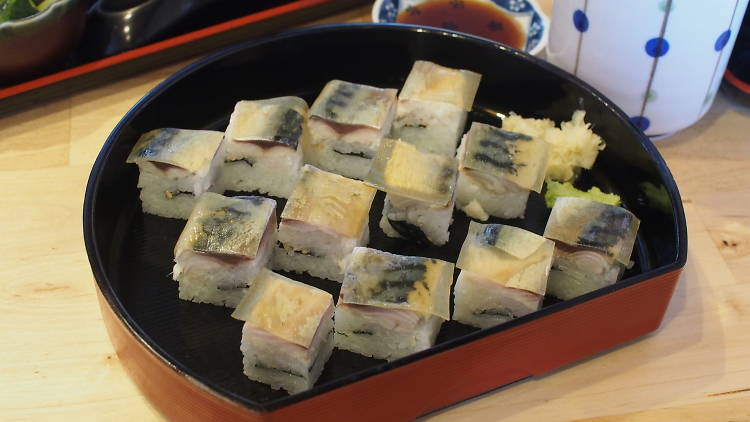 pressed mackerel sushi